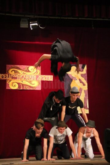 Scenete de teatru, pantomime și muzică, la cel mai așteptat eveniment al toamnei de la Liceul cu Program Sportiv