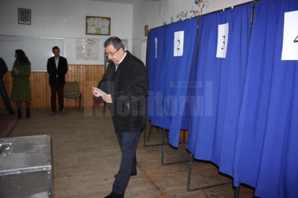 Prefectul Sinescu a votat pentru un președinte care va respecta Constituția României