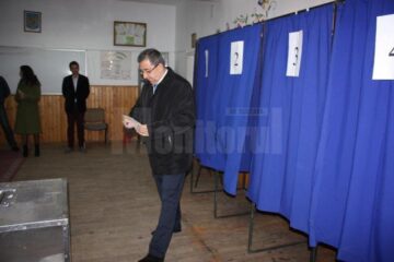 Prefectul Sinescu a votat pentru un președinte care va respecta Constituția României