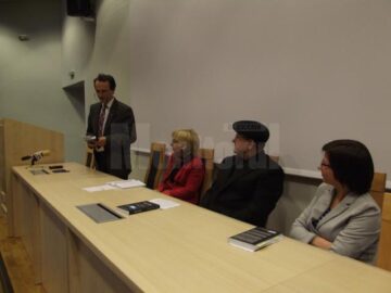 „Măștile exilului”, „o radiografie dulce-amară a exilului românesc”