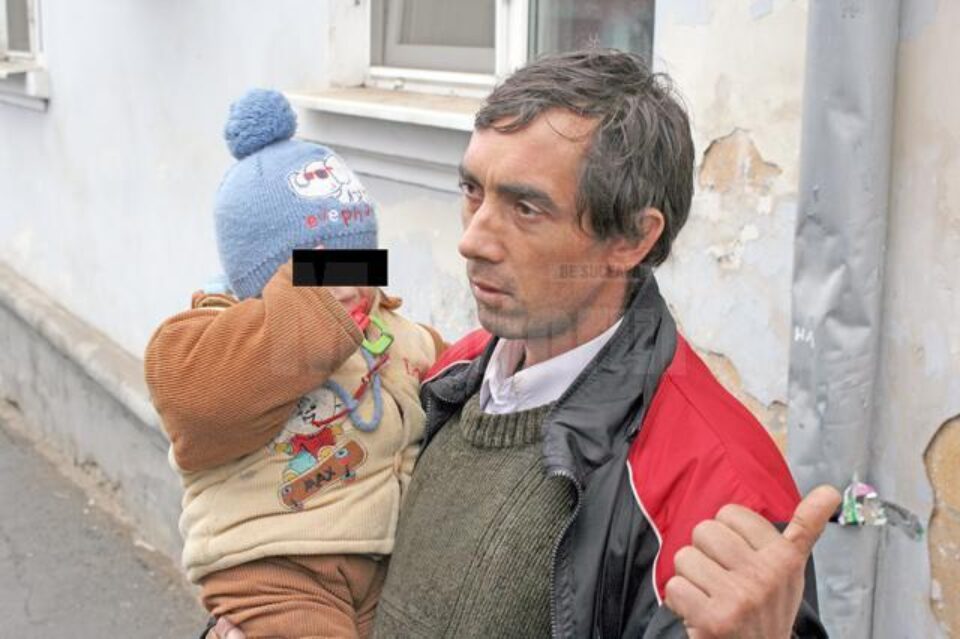 Concubinul femeii, cu fiica mai mare a tinerei acuzate de omor
