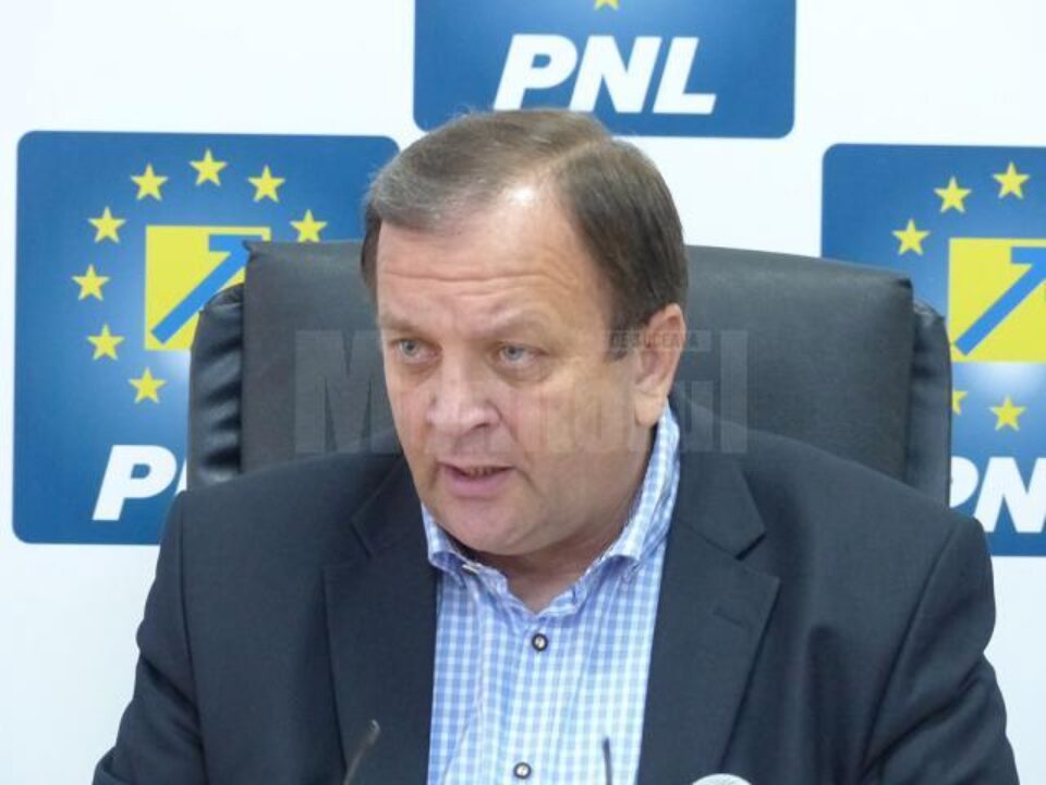 Secretarul general al PNL, senatorul Gheorghe Flutur
