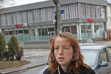 Iuliana Andreea Ciubotariu a mărturisit cum și-a ucis fiica într-un moment de nebunie cauzat de plânsetele copilei după care s-a culcat lângă ea până dimineață Iuliana Andreea Ciubotariu a mărturisit cum și-a ucis fiica într-un moment de nebunie cauzat de plânsetele copilei după care s-a culcat lângă ea până dimineață