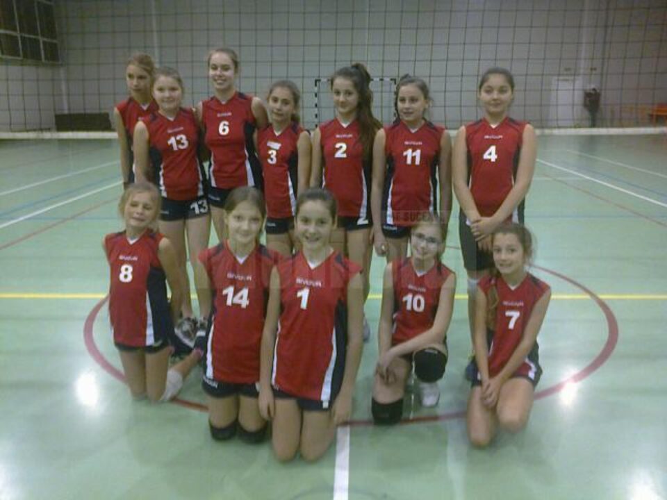 Echipa de minivolei a LPS Suceava a mai făcut un pas spre turneul semifinal