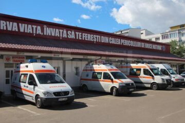 SAJ Suceava are în dotare 49 de autosanitare funcționale, cea mai veche din 2002