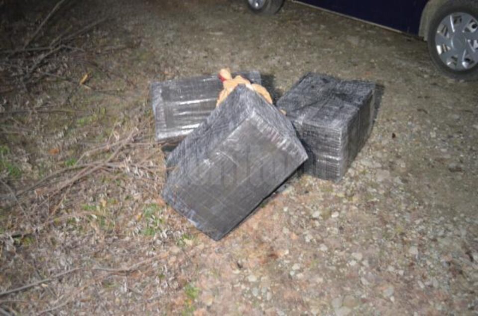 Captură de 6.000 de pachete de țigări de contrabandă, la Brodina