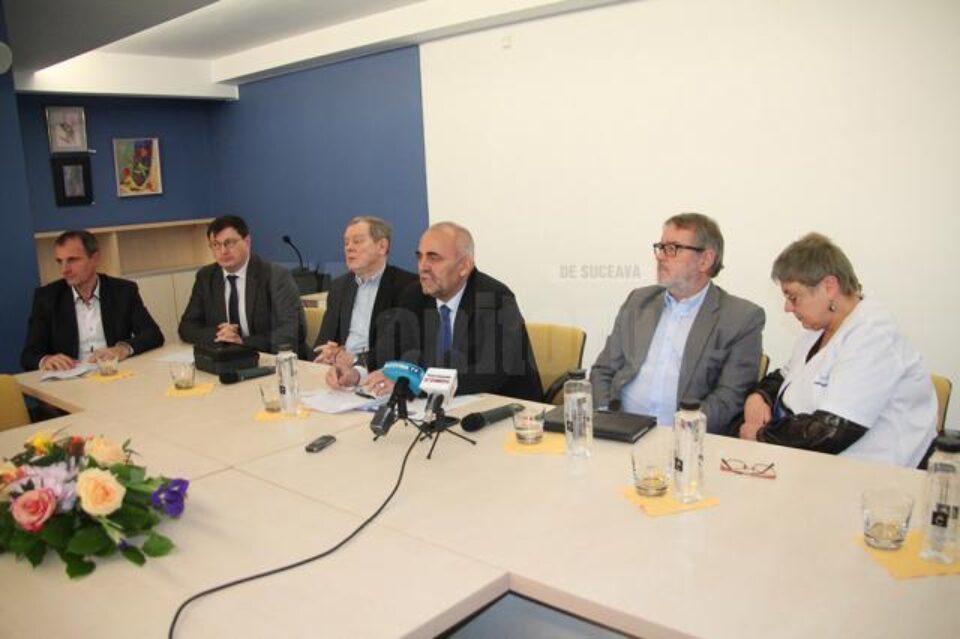 La această oră, peste 8.000 de persoane din județ sunt luate în evidență ca bolnave de cancer La această oră, peste 8.000 de persoane din județ sunt luate în evidență ca bolnave de cancer