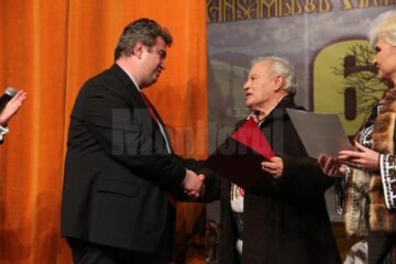 La 60 de activitate muzicală, Alexandru Dumbravă a primit titlul de „Cetățean de onoare al județului Suceava”