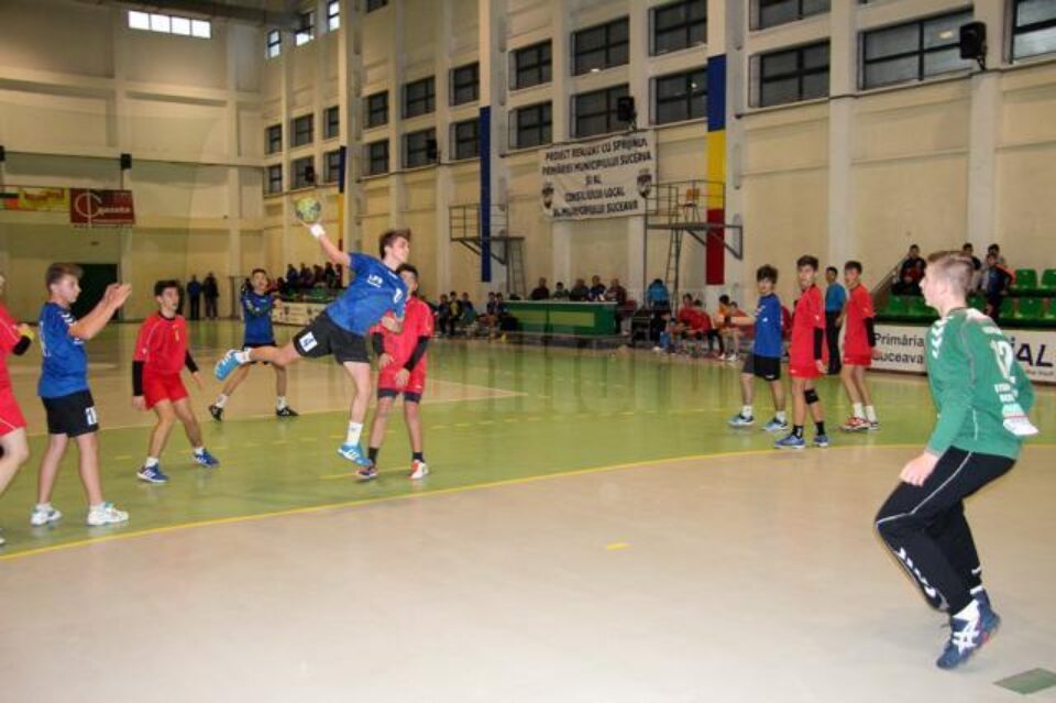: Sucevenii au început cu dreptul turneul de pe teren propriu