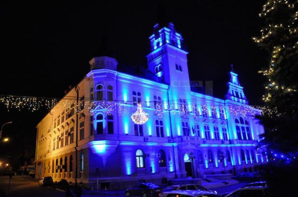 Sucevenii vor avea parte în fiecare seară de spectacole de sunet și lumini la Palatul Administrativ