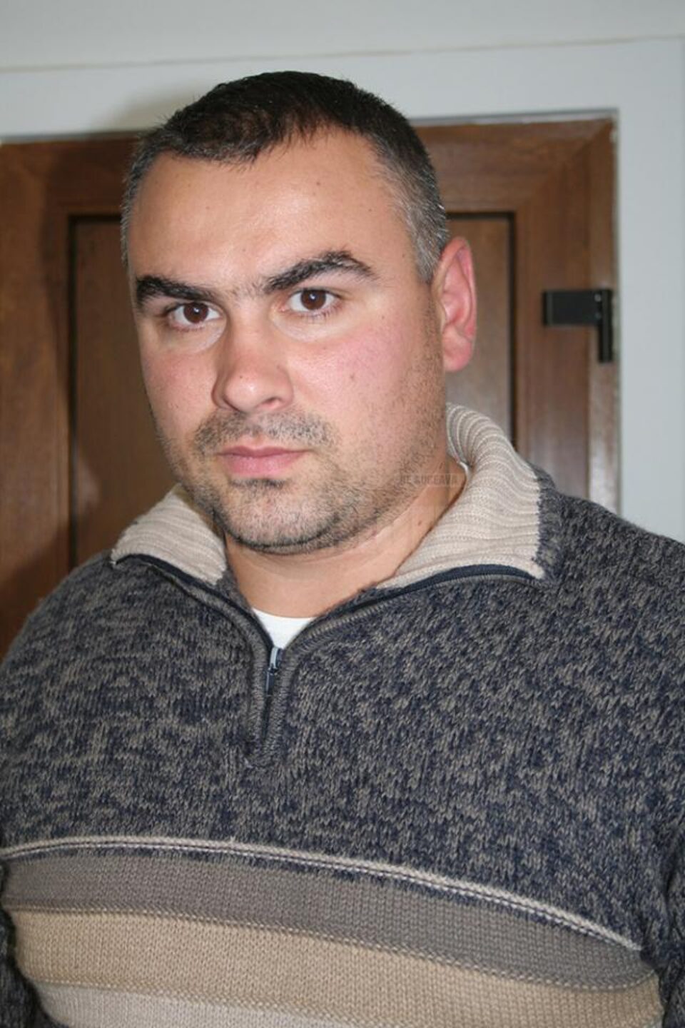 Printre persoanele săltate de mascați se numără și Florin Lefter