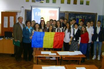 Clasa a VIII-a A, cu proiectul educațional “La mulți ani, România!”
