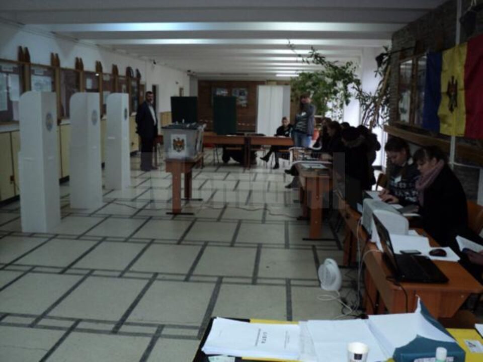 Cel mai mare interes pentru alegerile parlamentare din Republica Moldova, în cazul rezidenților moldoveni în Suceava, s-a manifestat în rândul studenților
