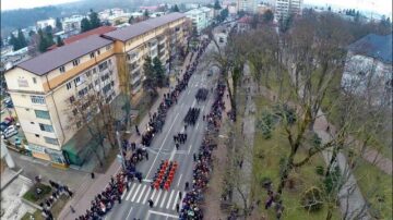 Mii de suceveni au participat la parada militară de Ziua Națională