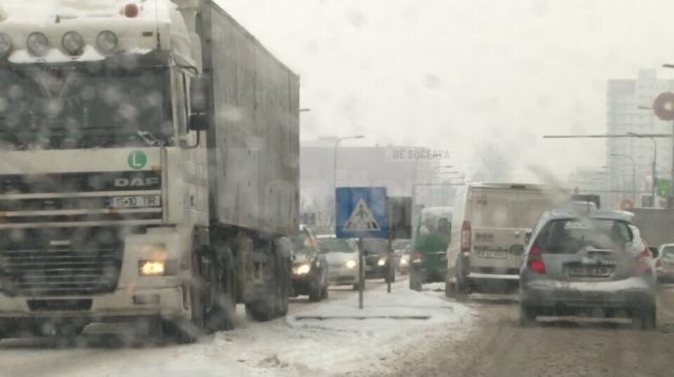 Trafic dificil în Suceava