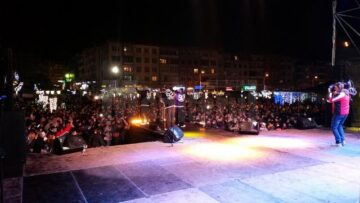 Fun Factory a dezghețat publicul, care, indiferent de vârstă și stare socială, a cântat la unison hiturile cunoscutei trupe