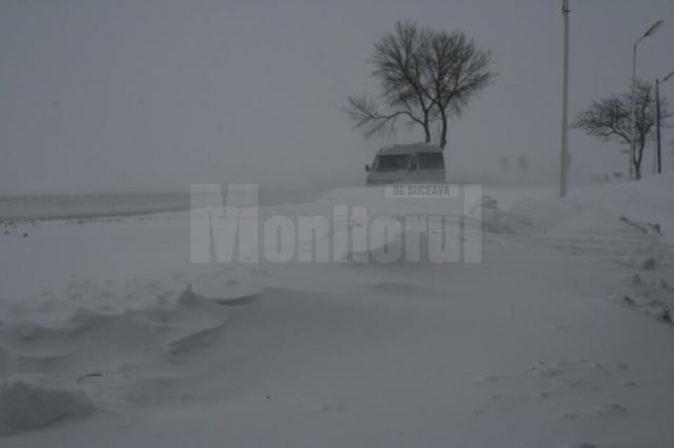 Recomandările polițiștilor pentru circulația rutieră pe timp de iarnă