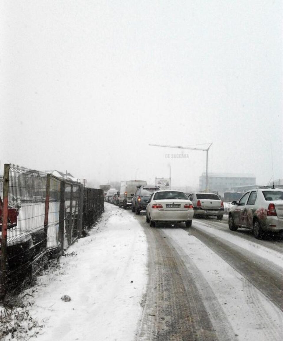 Circulație greoaie în zona RAR