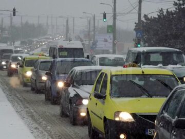 Calea Unirii a devenit un calvar pentru șoferi, care au parcurs un drum scurt în câteva zeci de minute