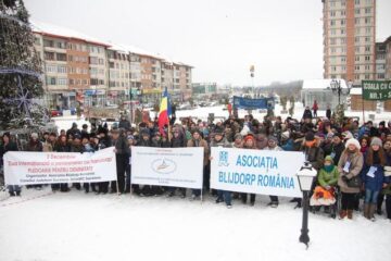 Aproape 500 de suceveni au pledat ieri pentru demnitatea persoanelor cu dizabilități