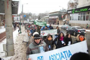 Aproape 500 de suceveni au pledat ieri pentru demnitatea persoanelor cu dizabilități