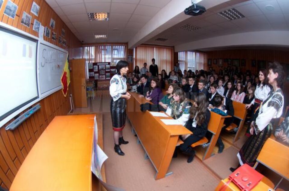 „Sărbătoarea de suflet a românilor”, la Colegiul de Informatică „Spiru Haret”