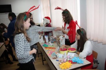 Oferta cu care elevii școlii au venit la târg a fost mai mult decât generoasă