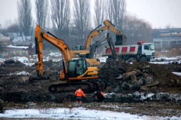 Lucrările de construire a noului magazin Dedeman au început în plină iarnă
