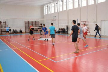 Colegiul Național „Nicu Gane” și Colegiul Tehnic „Mihai Băcescu” din Fălticeni au participat la competiția umanitară “Mișcarea dă speranță”