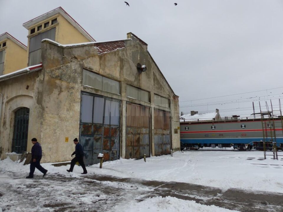 Percheziții la depoul CFR Suceava Nord, într-un dosar de corupție al DNA Percheziții la depoul CFR Suceava Nord, într-un dosar de corupție al DNA