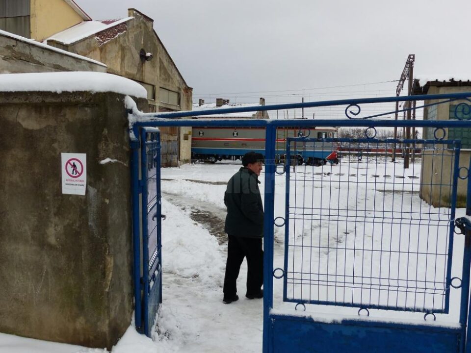 Percheziții la depoul CFR Suceava Nord, într-un dosar de corupție al DNA