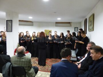 Elevi de la Colegiul de Artă „Ciprian Porumbescu” Suceava