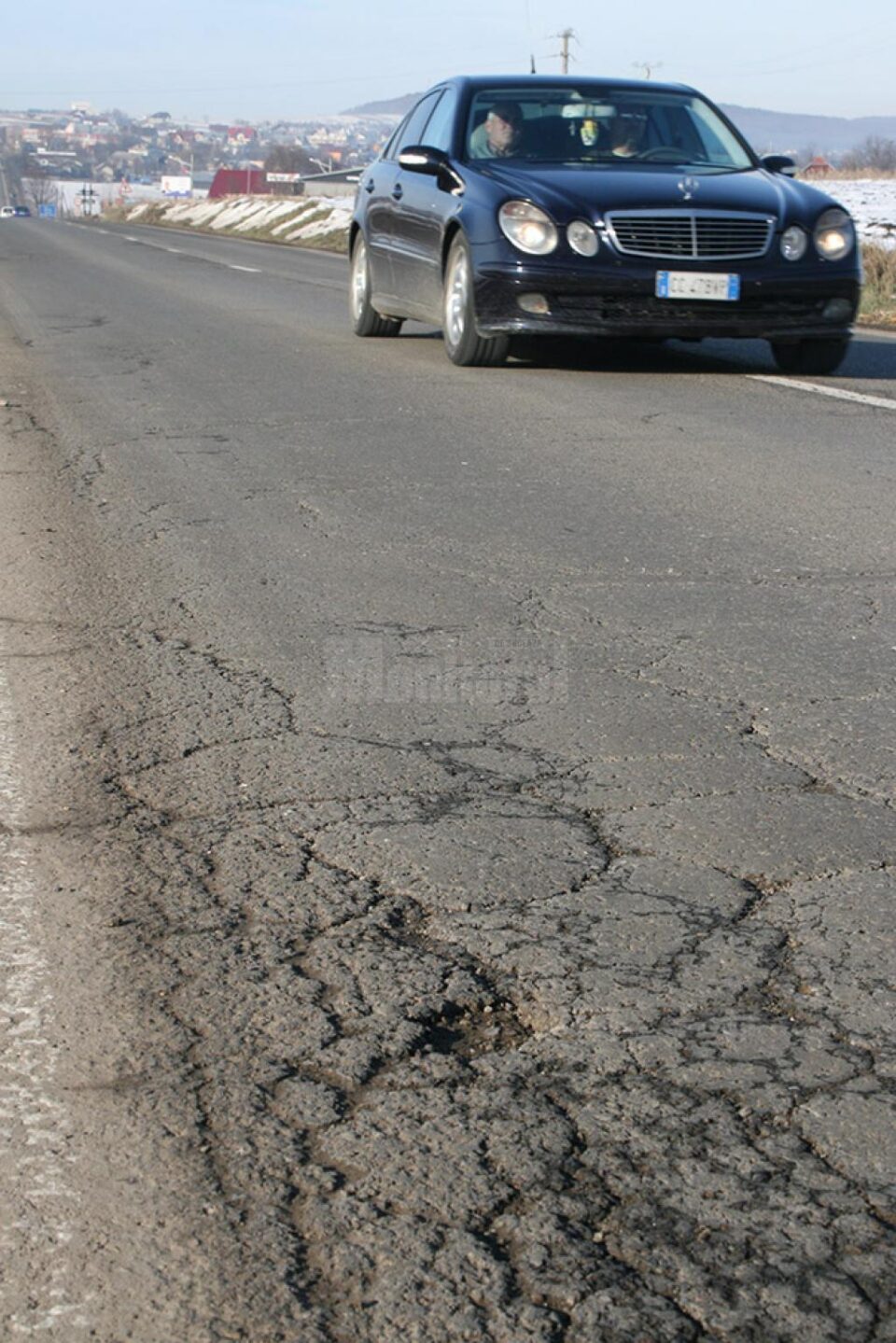 Drum care urmează să ajungă praf din cauza intemperiilor