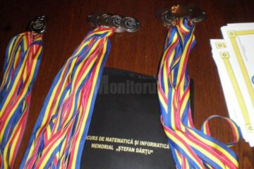 Premii obținute de elevi din județ la două concursuri de matematică și informatică