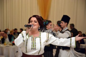Momente artistice deosebite oferite de artiști locali, la Gala „Top 10 Suceveni”, ediția a III-a