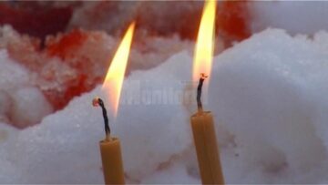 Colegii Andreei au aprins lumânări pe marginea drumului