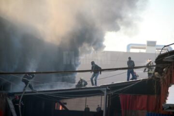 Centrul Comercial Rozita, distrus complet. 141 de standuri cu marfă făcute scrum și peste 50 de comercianți ruinați