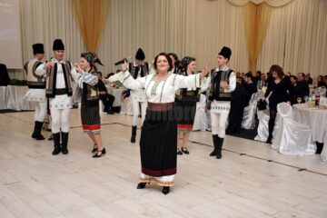 Momente artistice deosebite oferite de artiști locali, la Gala „Top 10 Suceveni”, ediția a III-a