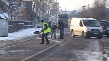 O fetiță de 13 ani, omorâtă în fața școlii de o mașină condusă de un șofer băut