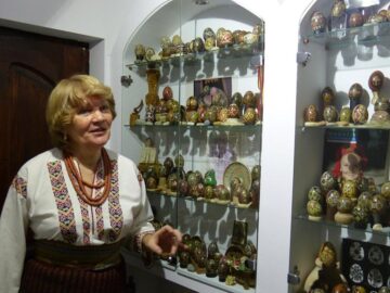 Ouă închistrite vechi