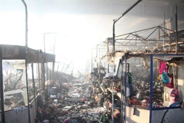 Imaginea dezolantă a centrului comercial distrus de flăcări