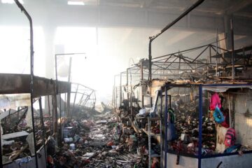 Pagube de peste două milioane de euro, în incendiul de la Rozita