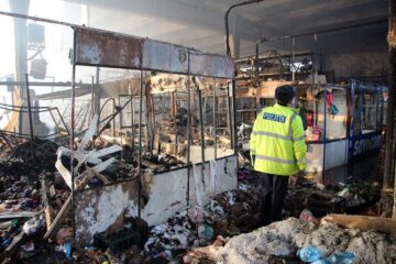 Pagube de peste două milioane de euro, în incendiul de la Rozita