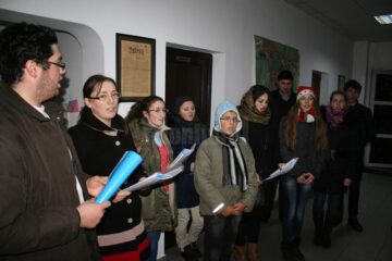 Studenții de la ASCOR, cu colinda la Redacția „Monitorul de Suceava”