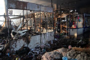 Pagube de peste două milioane de euro, în incendiul de la Rozita