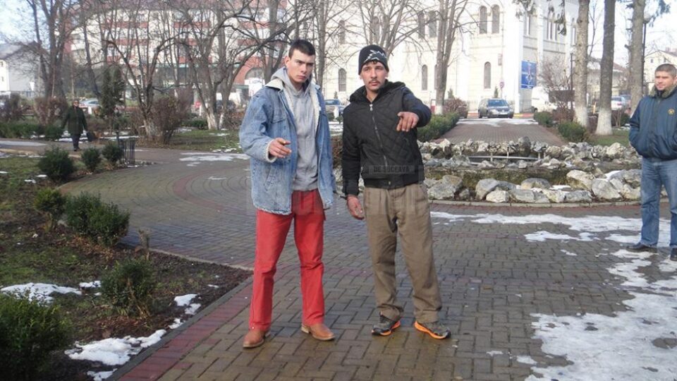 Autorii unei tâlhării din luna octombrie, reținuți de polițiști