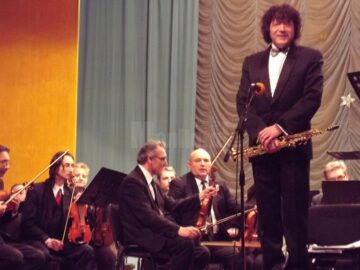 Aplauze îndelungi la finalul Concertului de Crăciun oferit de Filarmonica din Botoșani