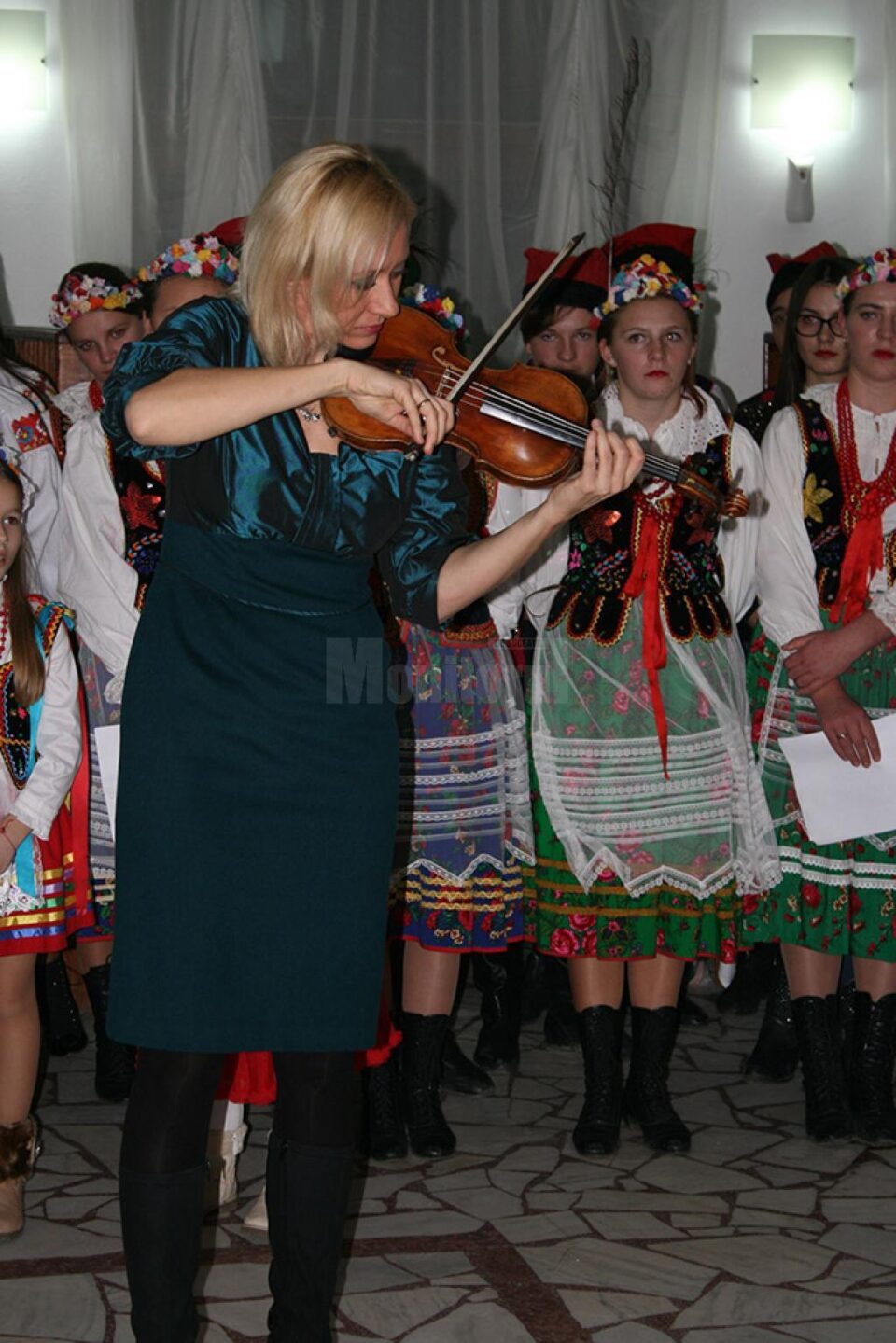 Polonezii din Suceava s-au adunat pentru a-și ura sărbători fericite