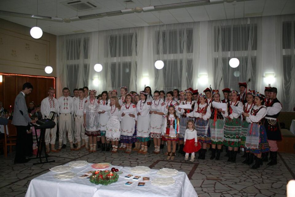 Seara a fost deschisă cu un concert de colinde