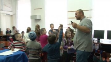 Bogdan Ailincă. Sau Gulliver de la Costâna și Părhăuți